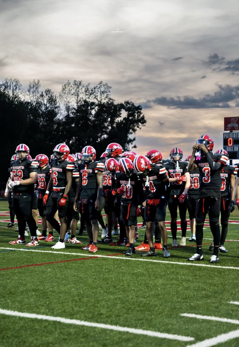 DreMaxie1's tweet photo. wouldn’t want to go to war with any other team #ATOD❤️ https://t.co/a3uYbN9D9g