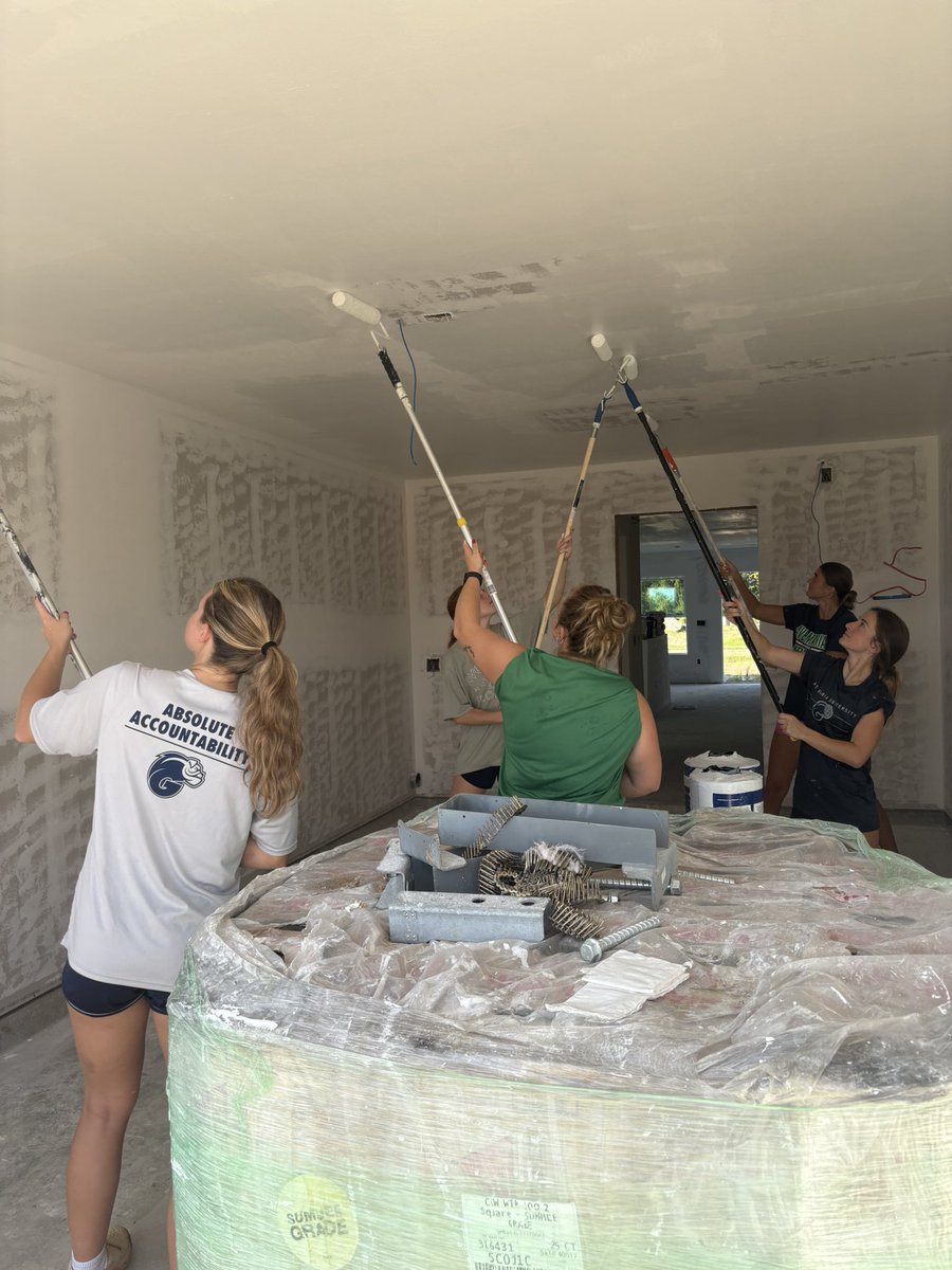 Ave Maria University Softball tweet media