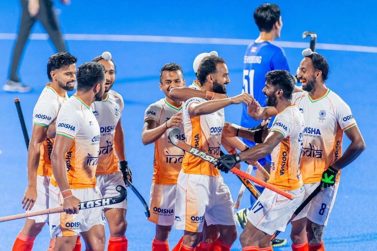 एशिया कप 2025 में शानदार जीत दर्ज करने पर भारतीय हॉकी टीम के सभी खिलाड़ियों एवं देशवासियों को हार्दिक बधाई एवं शुभकामनाएं! 
#Congress  
#INCIndia  
#RahulGandhi  
#PriyankaGandhi  
#MallikarjunKharge  
#SachinPilot  
#AshokGehlot  
#RajasthanCongress  
#YouthCongress  
#NSUI