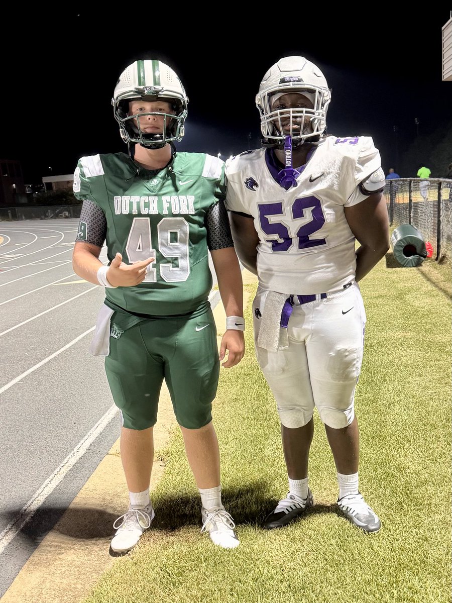 Great to see my old teammate <a href="/14Savion/">Savion Taylor-Sanders</a> Friday night.