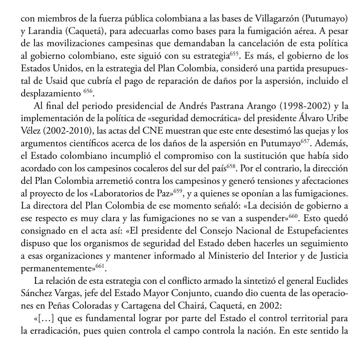 AlejamillerR's tweet image. Sobre las fumigaciones con glifosato, sus impactos en la vida de las personas y la naturaleza, y sobre su ineficacia, en el informe de la Comisión de la Verdad. 
Tomo de Hallazgos y Recomendaciones. Páginas 354-360.
Hay que leer, ningún "cero muertos" como dice el exministro.