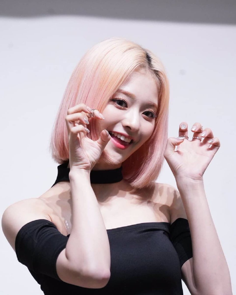 nagyunglover_'s tweet photo. 190630

#fromis_9 #프로미스나인 
#이나경 #LeeNaGyung #funfactory https://t.co/2dBk8WWWvu