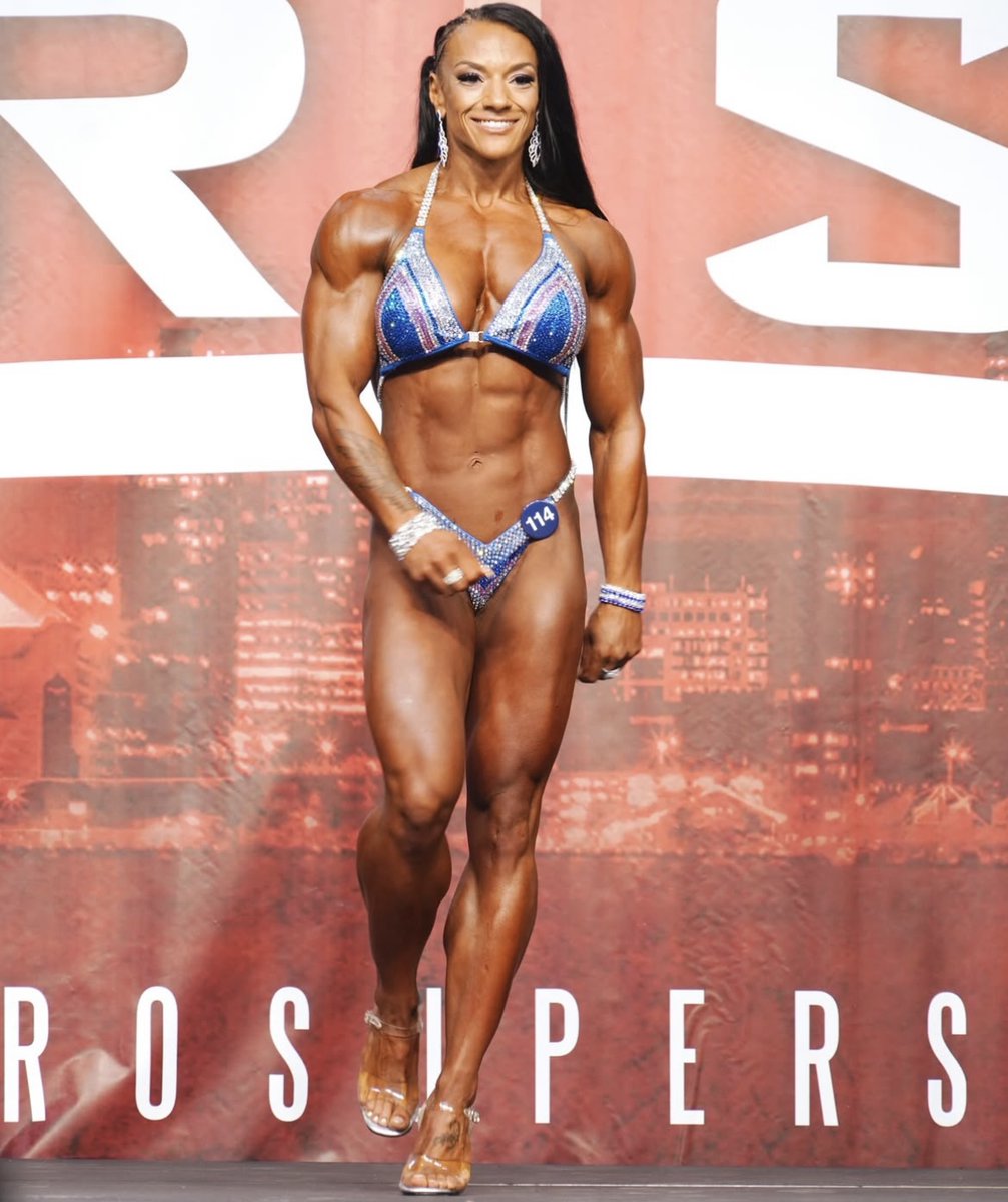 Listen to our 24 minute #podcast with @IFBB_Official pro national champ <a href="/TrainItRight/">Alicia Bell IFBB Pro</a> AliciaBell! 

monkeylink.co/eb1ac7