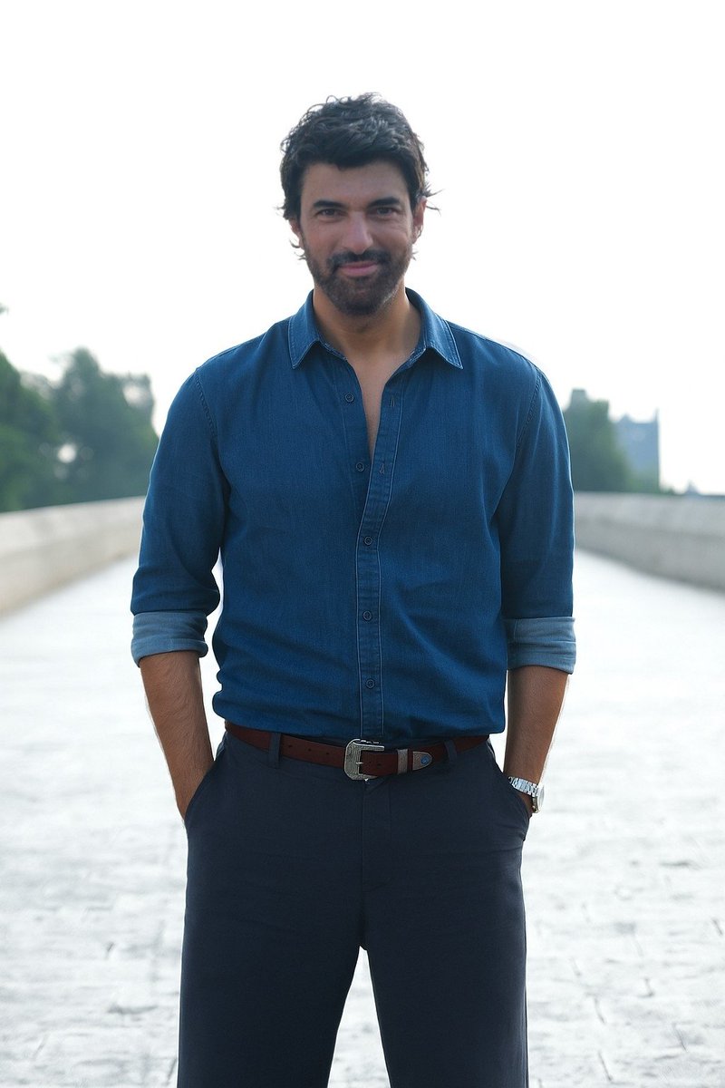 Bienvenido Ömer Bereketoğlu 
Todo el éxito del mundo para nuestro querido y amado ENGIN... #EnginAkyürek ❤️🤍 #BereketliTopraklar