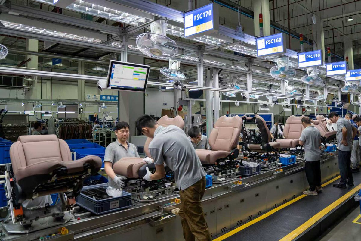 shutterbugboy5's tweet photo. Visit to NIO's Car Seat Factory Located in Hefei, Anhui Province.#NIO #ev #ElectricVehicles https://t.co/EiirddiMvT