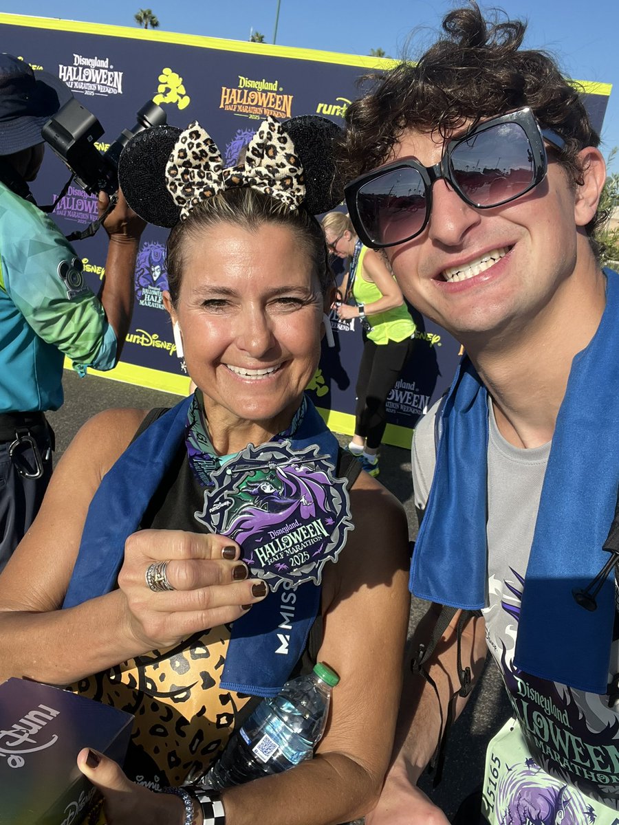 Tara Gleash tweet media