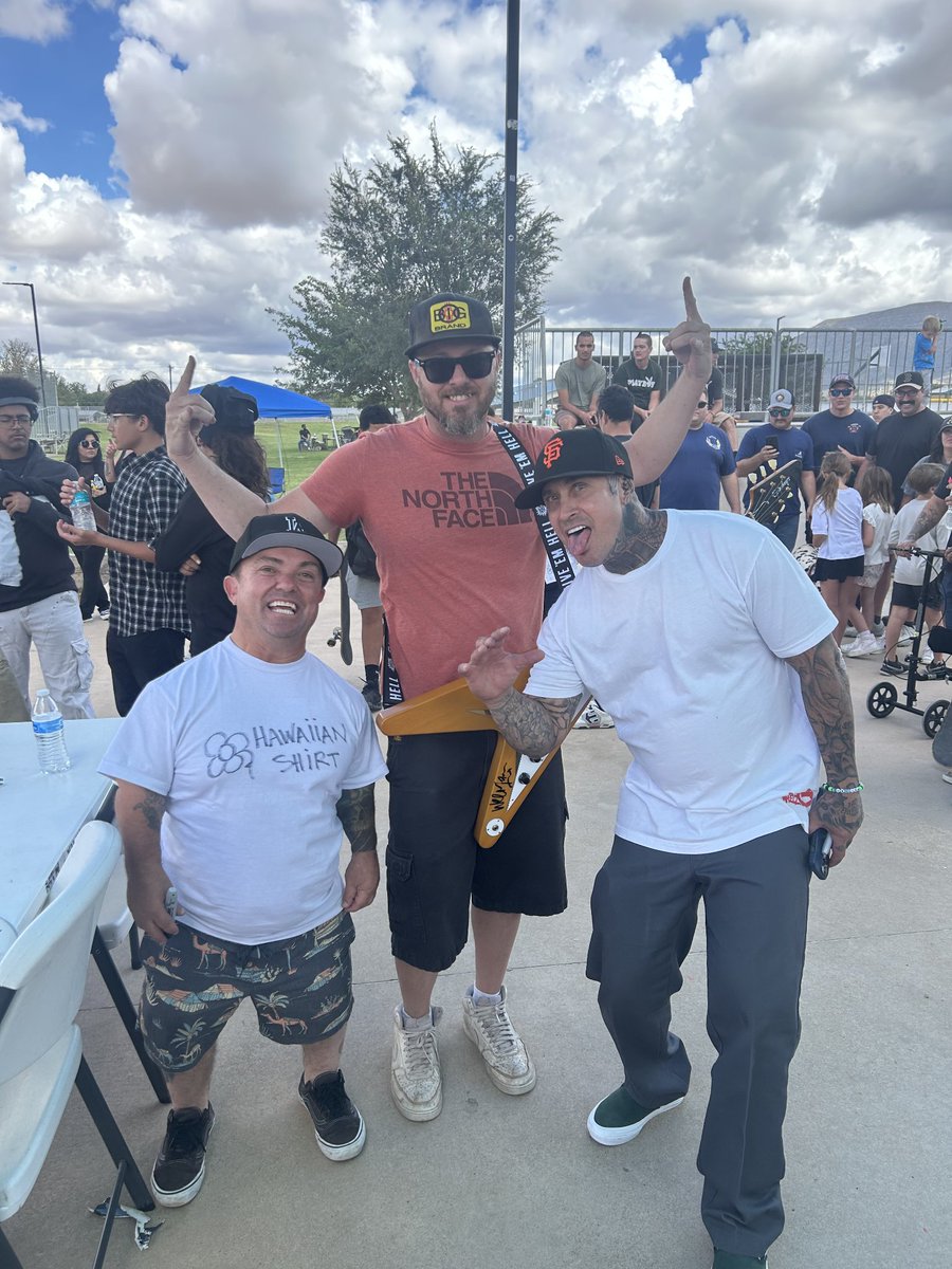 I met Weeman and Andy Roy at the skatepark and he signed my guitar!! So cool