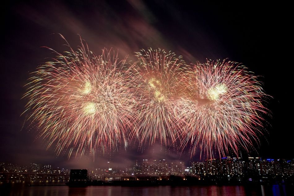 Evento de invitación gratuita al Festival Internacional de Fuegos Artificiales de Seúl 2025 para miembros de VISITKOREA 😀❤️

Premio🎁: Invitación al Festival Internacional de Fuegos Artificiales de Seúl (Asiento R) + Artículos de bienvenida (Cosméticos con valor de 300.000 wones