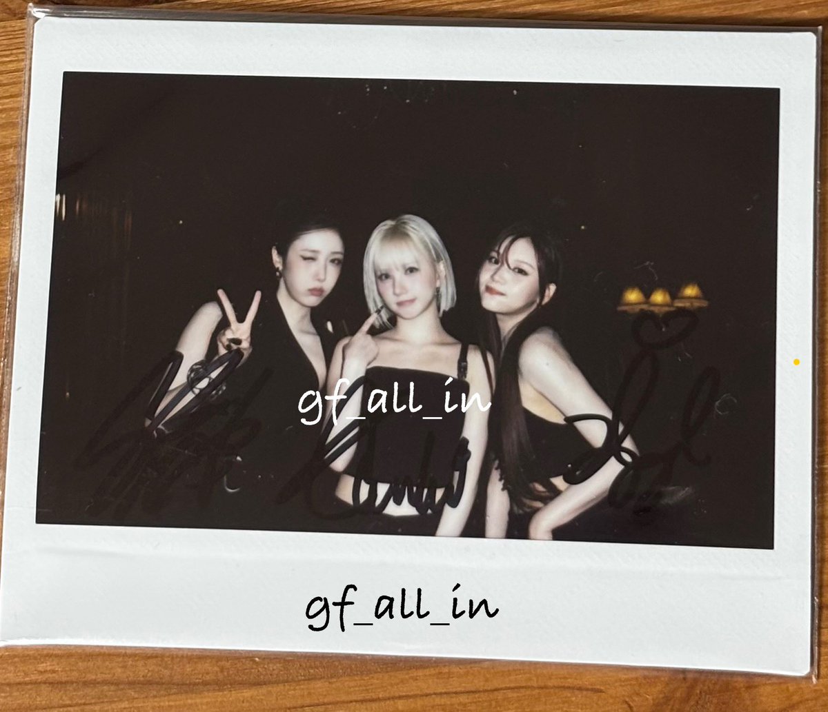 gf_all_in's tweet photo. 비비지 A montage of () 온라인 이벤트 한정포카/폴라 https://t.co/uQ3yEE689p
