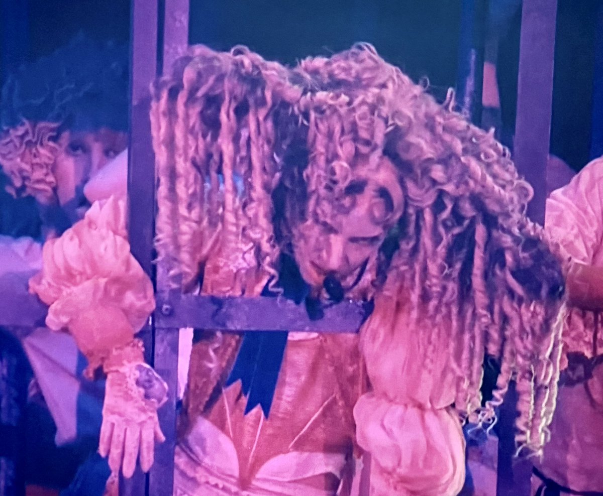 TheRealLokness's tweet photo. Well deserved recognition at the #VMAS tonight @ladygaga for Best Artist of the Year!! 
Your performance of The Dead Dance was flawless, congratulations!!!! ⭐️❤️⭐️❤️⭐️ https://t.co/iWU4aYcrgY