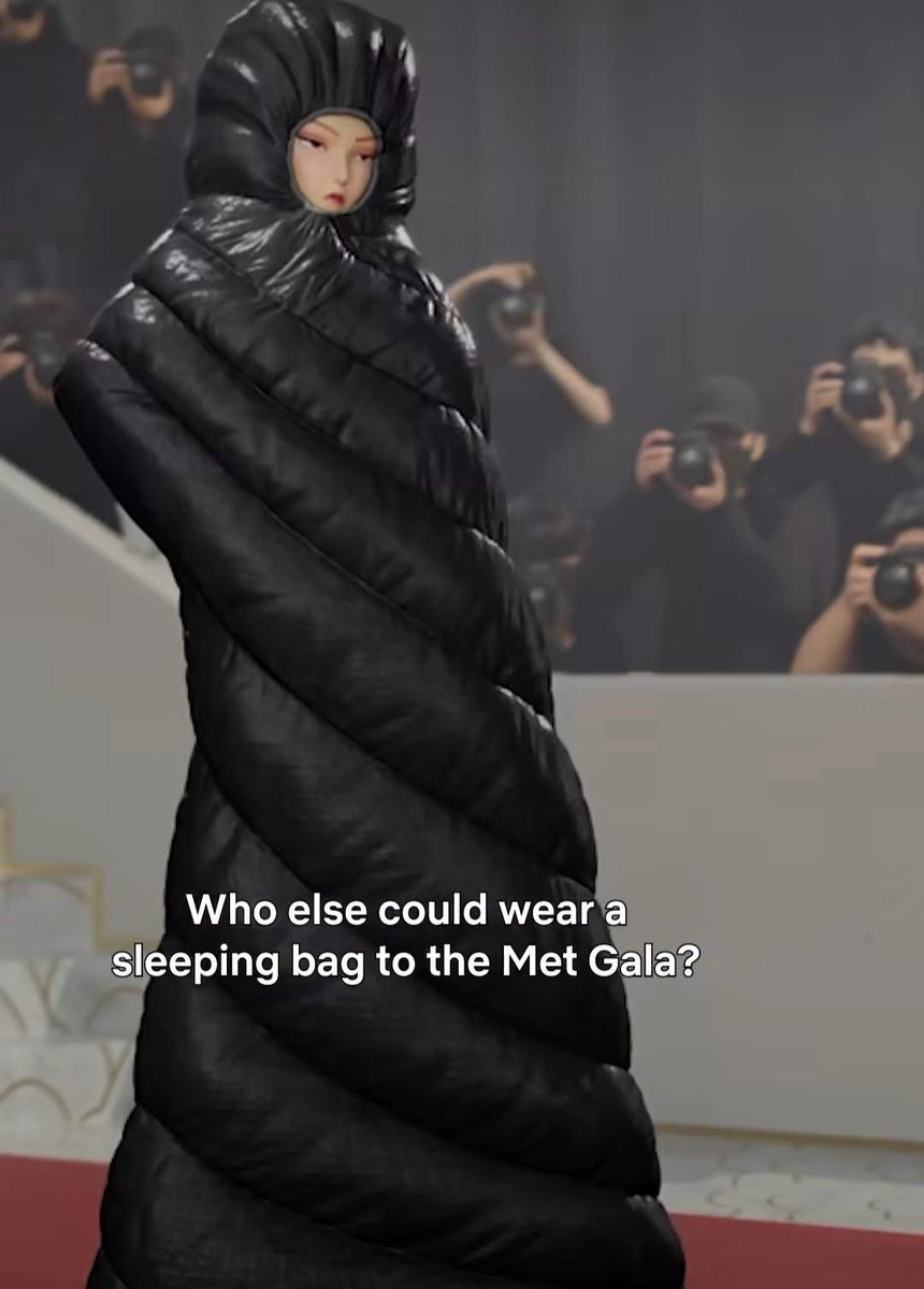 ayeasharae's tweet photo. It's the fact that @audreynuna came in a sleeping bag like Mira did is ICONIC🤣👏🏾 #KPOPDEMONHUNTERS #VMA https://t.co/9NAsE6WA6y