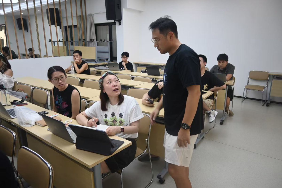 ArweaveOasis's tweet photo. 【HyperBuilders Hacker House: Day 2 Workshop Empowers Developers with AO Fundamentals】
On September 8, 2025, the #HyperBuilders Hacker House in Liangzhu, Hangzhou, entered its second day with a strong focus on hands-on programming workshops and learning @aoTheComputer fundamentals. The mentor team guided participants through in-depth explanations and live demonstrations, helping developers better understand AO’s core principles and environment setup—laying a solid foundation for future application development.
During the workshop, mentors introduced AO’s programming framework and practical use cases, while also demonstrating key steps in environment configuration. Participants followed along on their laptops, practicing everything from command-line operations to initial application deployment, progressively mastering the AO development workflow.
The atmosphere was highly engaging, with developers not only focused on coding but also actively interacting with mentors, raising technical questions, and receiving one-on-one guidance. Many attendees who were new to AO managed to complete the entire onboarding process—from setup to basic development—within just a few hours, turning learning into immediate practice.
This day’s workshop not only provided essential technical support for the upcoming hackathon projects but also strengthened collaboration and communication among participants. With foundational skills in place, more creative application ideas are beginning to take shape, hinting at the exciting projects to come in the following days.