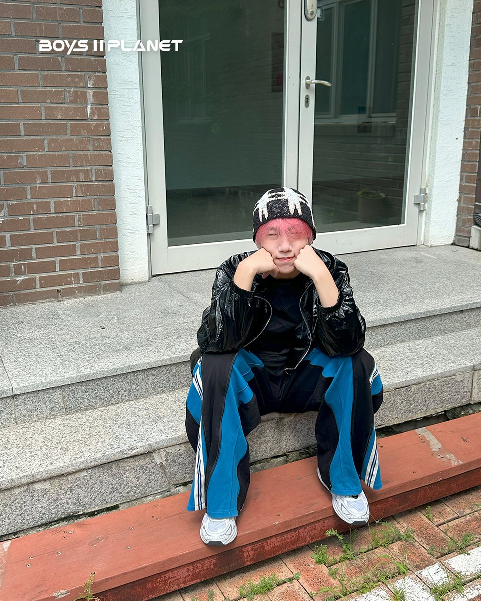 _mnetplanet's tweet photo. 리즈하오 LI ZI HAO | 스타 크리에이터 마음 저격💘 소년들의 남친짤 도착!

플래닛 샛별들이 선사할 낭만 에너제틱 바이브 가득한 무대, 이번 주도 놓치지 마세요💫

Heart-stealing boyfriend pictures for Star Creators💘 
Don’t miss this week’s stage, packed with the romantic and energetic vibes of the Planet’s rising stars💫

소년들의 더 많은 정보를 알고 싶다면?
Want to know more about the boys? 

Mnet Plus ▶ https://t.co/sVOC4C5uUc
YouTube ▶ https://t.co/EZVzwlIKlj

[BOYS II PLANET]
매주 목요일 밤 9시 20분 본방송
Every Thursday 9:20PM (KST)

#리즈하오 #LIZIHAO
#BOYS2PLANET #보이즈2플래닛 #보2플 #BOYSPLANET #보이즈플래닛 #Mnet #엠넷