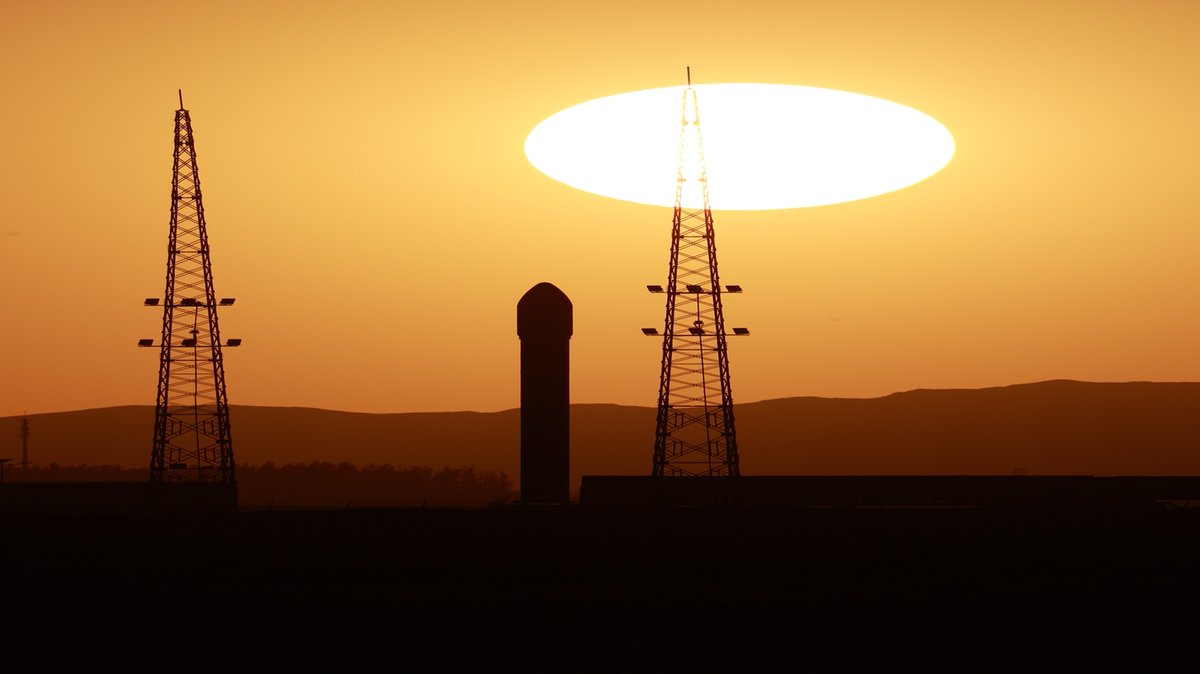 Sichuanplus's tweet image. 🚀 3rd "Made in #Sichuan" commercial rocket launched successfully!
🛰️ Ceres-1 (Y15) by #GalacticEnergy sent 3 sats + Eros platform into SSO.
🌌 Two Eros platforms meet!
🎯 Dedicated to Jilin University's 70th engineering anniversary.
🔭 Boosting #commercialspace innovation