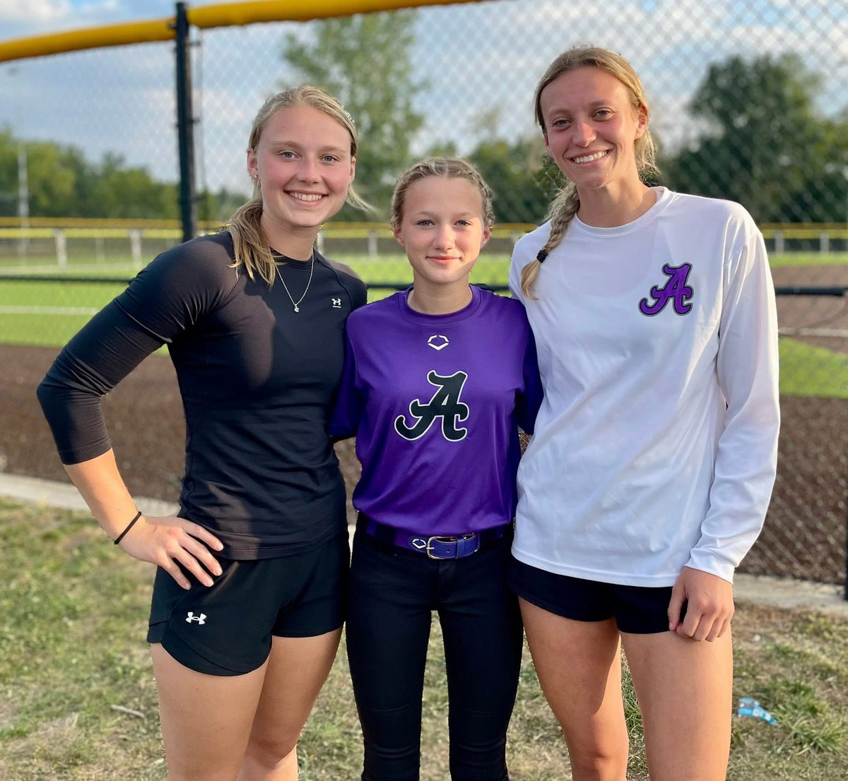 12U Aces (Mid-MO)- Murphy played their first tournament and finished in 2nd place in the Gold bracket in the Six in September event in KC. 7-1 on the weekend. Lots to like about this group!! Thanks to former Aces (Mid-MO) player <a href="/oliviawood07/">Olivia Wood</a> for helping out in the dugout.