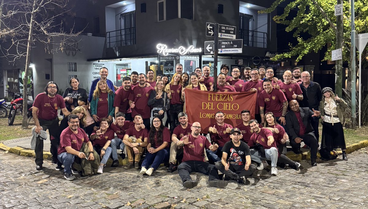 Maximiliano Volponi (@maxi_volponi) on Twitter photo Gracias por el trabajo y esfuerzo de hoy. Consiguieron que todas las escuelas tengan fiscales generales y de mesa para defender cada voto de <a href="/JMilei/">Javier Milei</a> en Lomas de Zamora. Gracias por el trabajo y esfuerzo de hoy. Consiguieron que todas las escuelas tengan fiscales generales y de mesa para defender cada voto de <a href="/JMilei/">Javier Milei</a> en Lomas de Zamora.