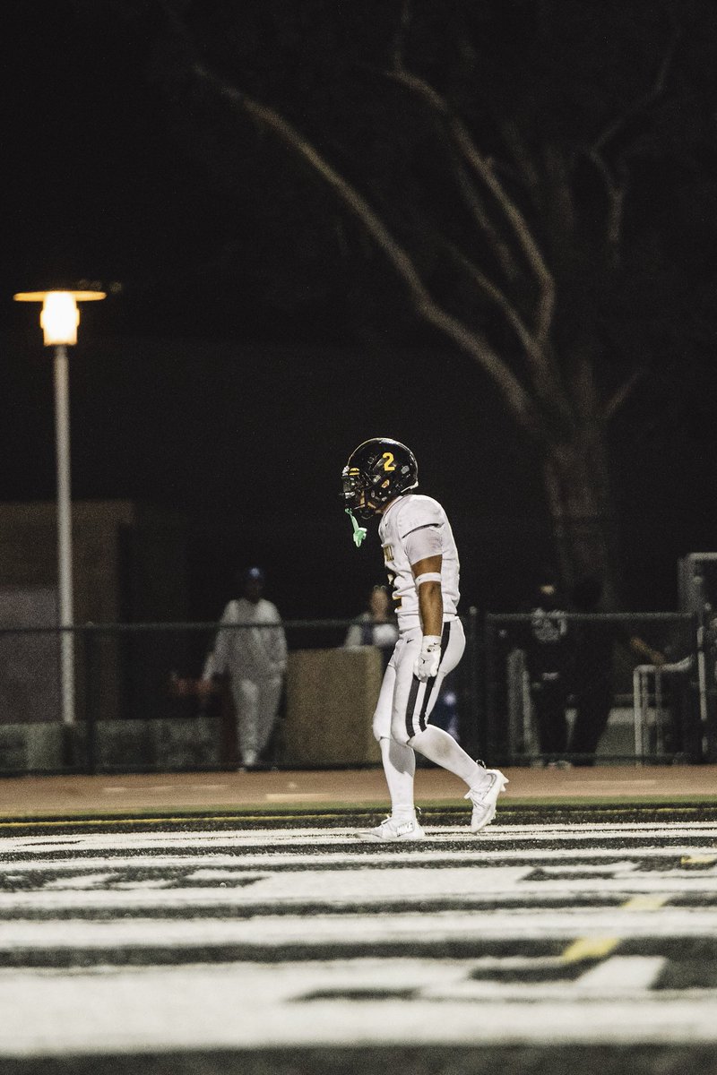 2 Game Highlight

33 Carries- 225 Yards
8 Receptions- 86 Yards
311 All Purpose Yards
1 Rushing Td
1 Receiving Td

hudl.com/video/3/182806…