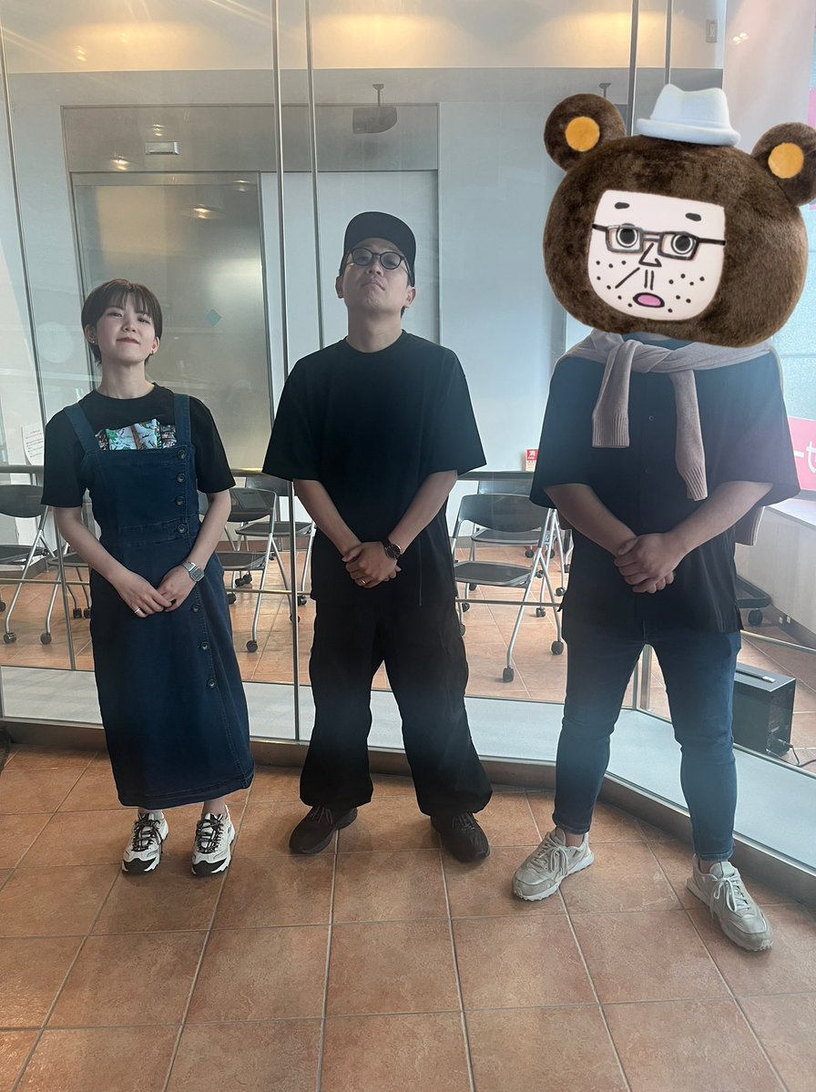 DIG!!!!!!!! FUKUOKA (@digfukuoka) on Twitter photo 【番組テーマ】
月曜は #クワタク & #梅田あんり & #くまP トリオ🐻❄️フリーテーマですので自由にメッセージ届けて下さい📩そして #月曜からド本音 ではリアルお悩みも大募集✨
宛先→ dig@fmfukuoka.jp
🎙ゲスト
#FANTASTICS 様
<a href="/fantastics_fext/">FANTASTICS from EXILE TRIBE</a>
#わーすた 様
<a href="/tws_staff/">わーすたスタッフ</a>
#digfukuoka
#月曜DIG 【番組テーマ】
月曜は #クワタク & #梅田あんり & #くまP トリオ🐻❄️フリーテーマですので自由にメッセージ届けて下さい📩そして #月曜からド本音 ではリアルお悩みも大募集✨
宛先→ dig@fmfukuoka.jp
🎙ゲスト
#FANTASTICS 様
<a href="/fantastics_fext/">FANTASTICS from EXILE TRIBE</a>
#わーすた 様
<a href="/tws_staff/">わーすたスタッフ</a>
#digfukuoka
#月曜DIG