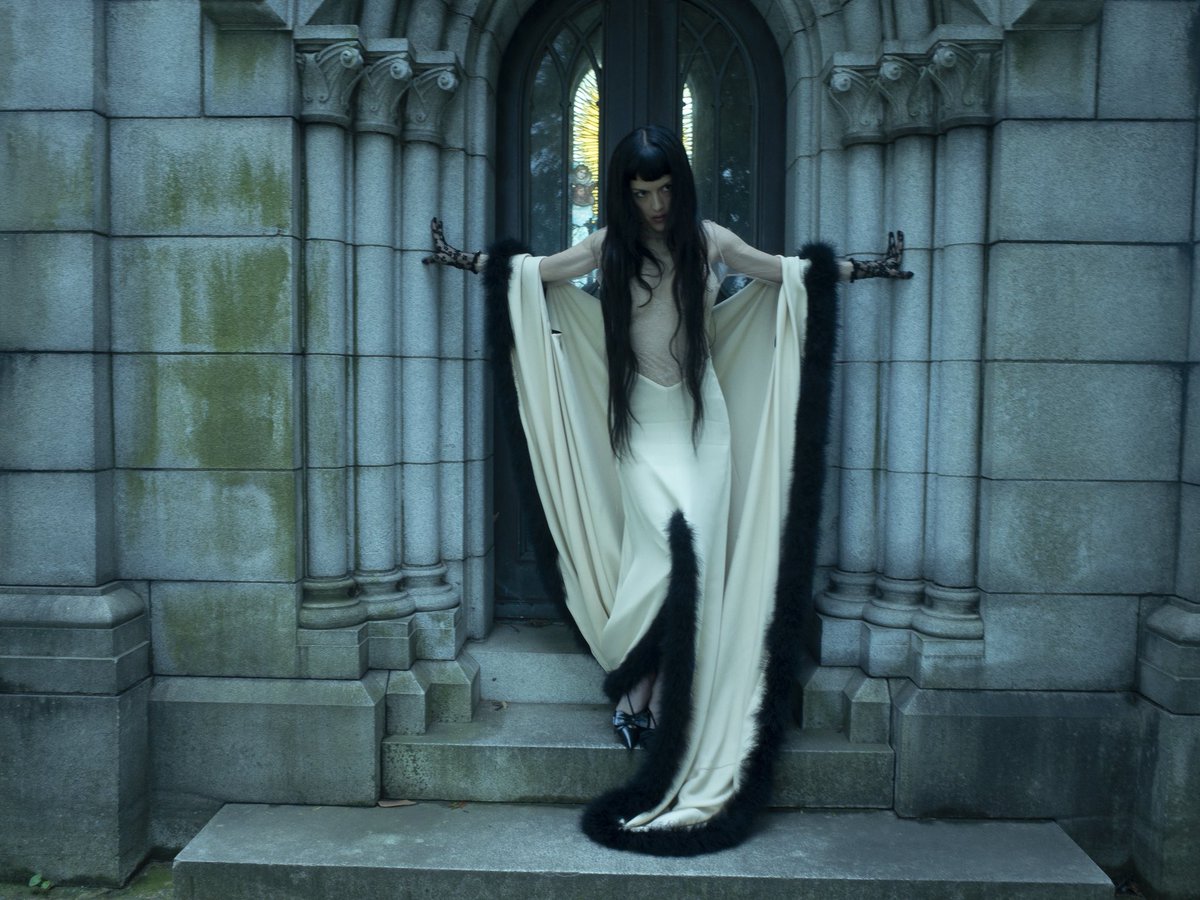 VMAs under a full moon