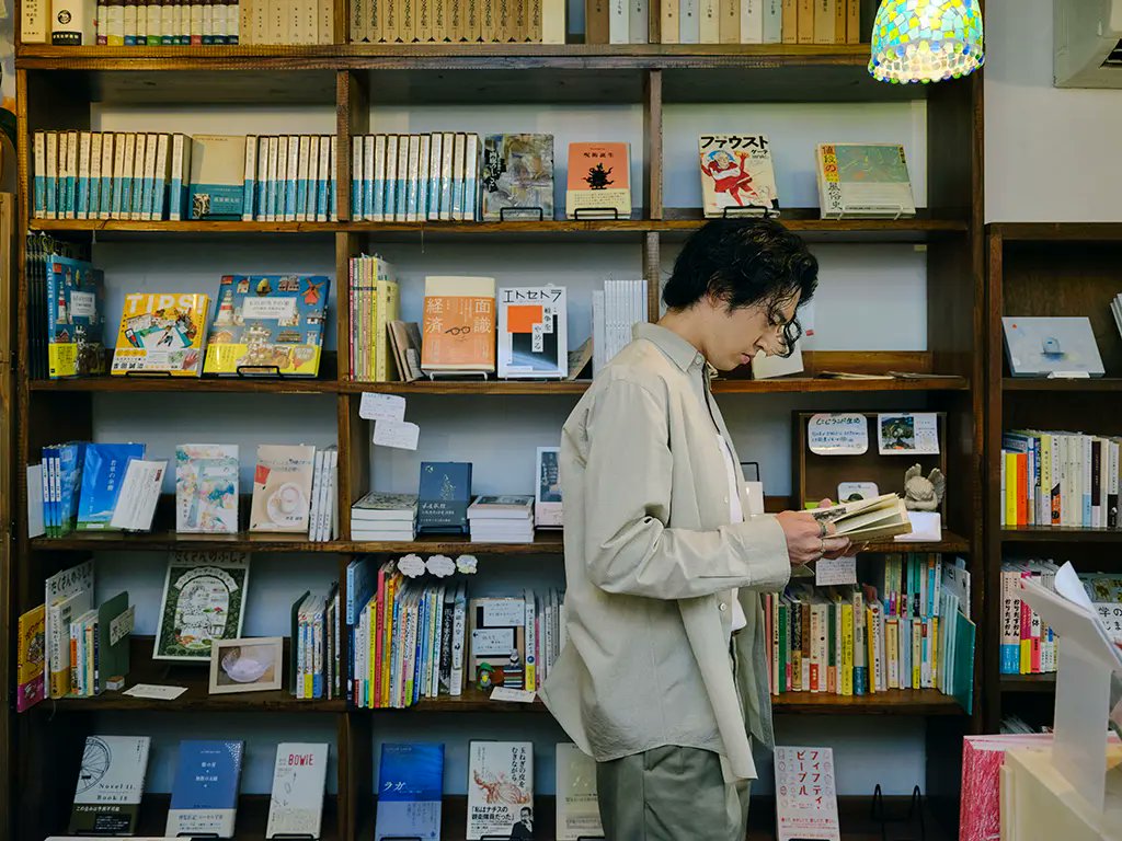 beyondmagjp's tweet image. 新着🆕
荒谷翔大の感性と物欲をくすぐる5つの店
多摩のディープスポットでカルチャーに“浸る”休日

「今日は予定がないから、遠出しようかな」なんて日にうってつけの多摩エリア。地元の人からコアなカルチャー好きまでに愛される名店がたくさんあるんです。

#多摩 #お出かけ #pr