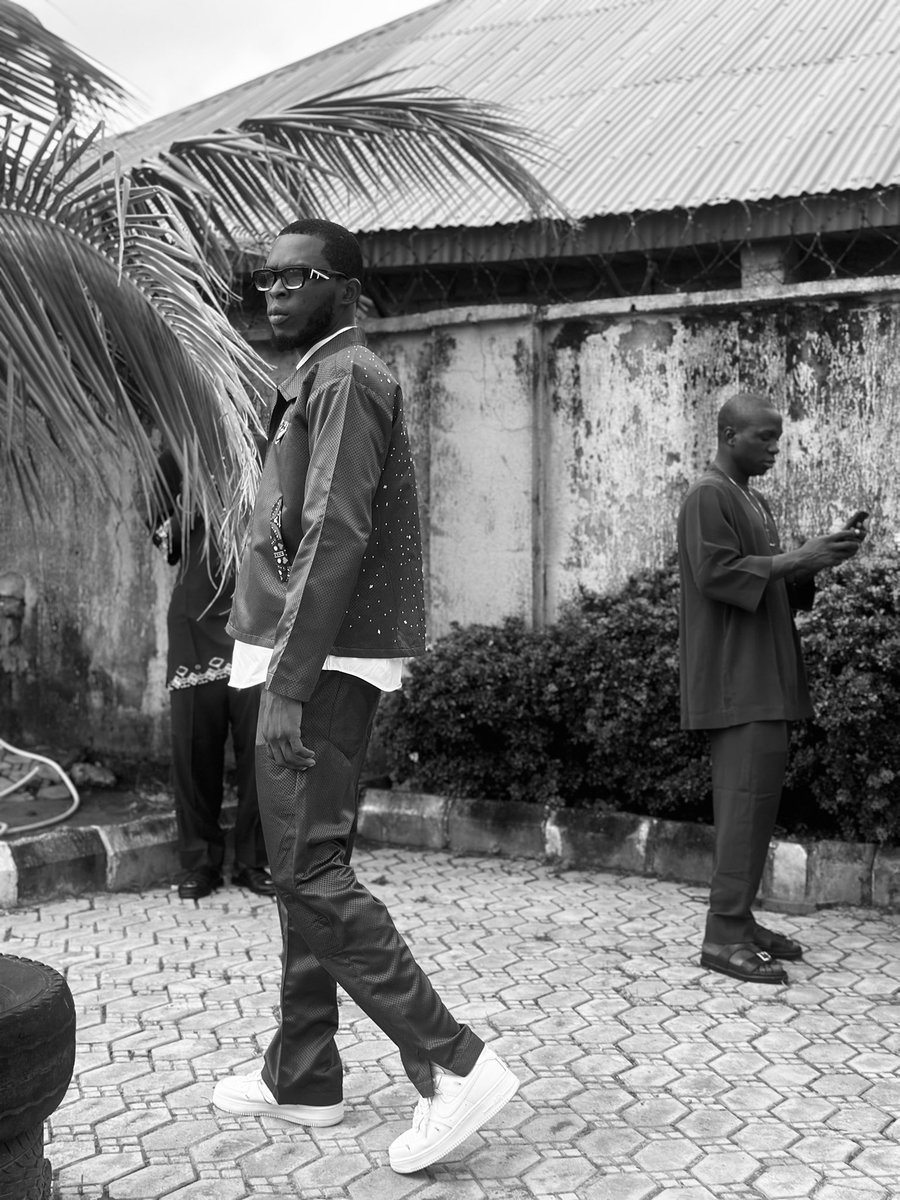 taiwo_abiodun1's tweet image. Outfit of the day: confidence &amp;amp;
calm
@Abey_stiche.s #vodi #stiches #byme #viral #KeepPushing