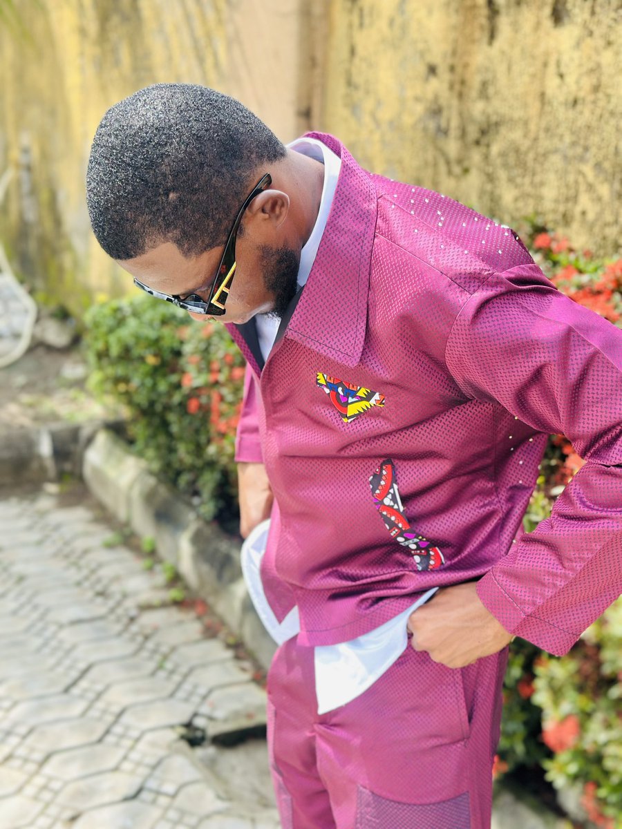 taiwo_abiodun1's tweet image. Outfit of the day: confidence &amp;amp;
calm
@Abey_stiche.s #vodi #stiches #byme #viral #KeepPushing