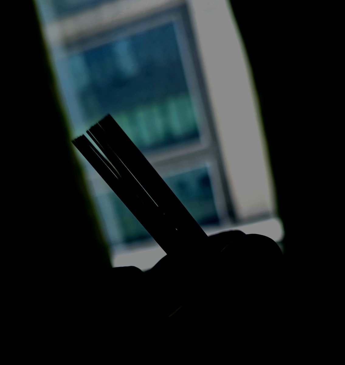 guess what’s in this image 👇

first person with correct guess will get a starbucks coffee 😀

write gAVAX with correct guess and get one additional coffee for your friend 🔺️