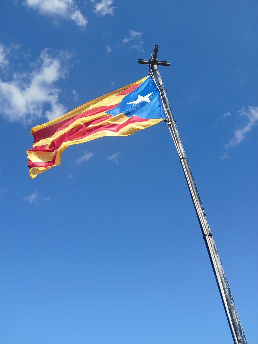 El recorregut les les manifestacions de l'#11S2025 a Barceloa, Girona i Tortosa.

No us oblideu l'estelada, la nostra bandera de lluita.

#Més Motius Que Mai per fer efectiva la #independència

#SomANC