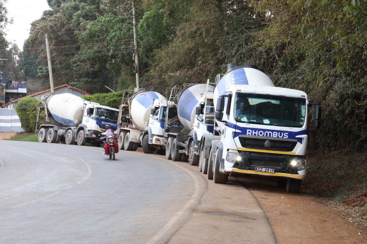 rhombusconcrete's tweet image. When every minute counts on the job, you can count on us to deliver. #BuildWithConfidence #readymixconcrete