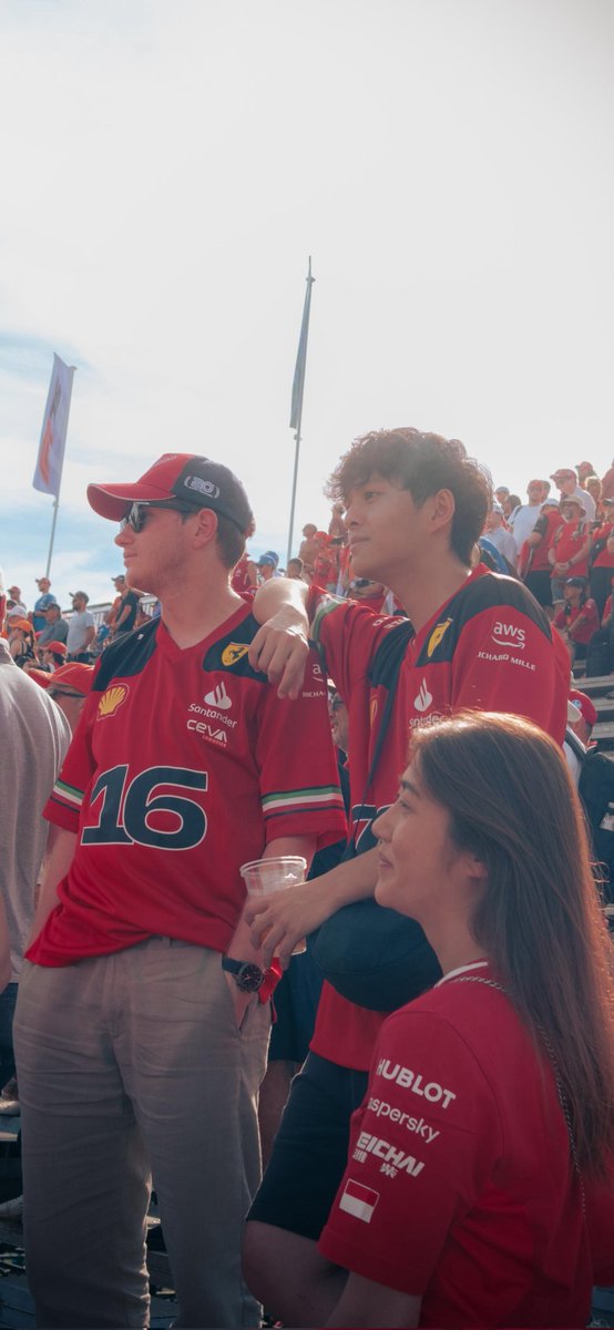 Enjoying the italian sun and cars going niooonnn

📸 <a href="/dafIUC/">daf©️</a>