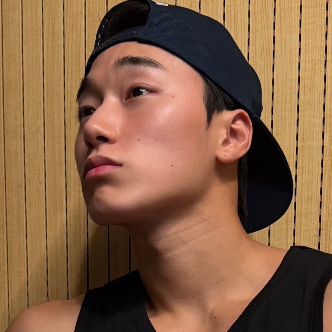 kissing his pretty moles as i type this