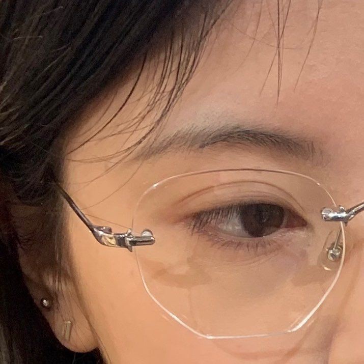 greenhikun's tweet image. chic frame glasses, complete with lenses and custom options

a thread