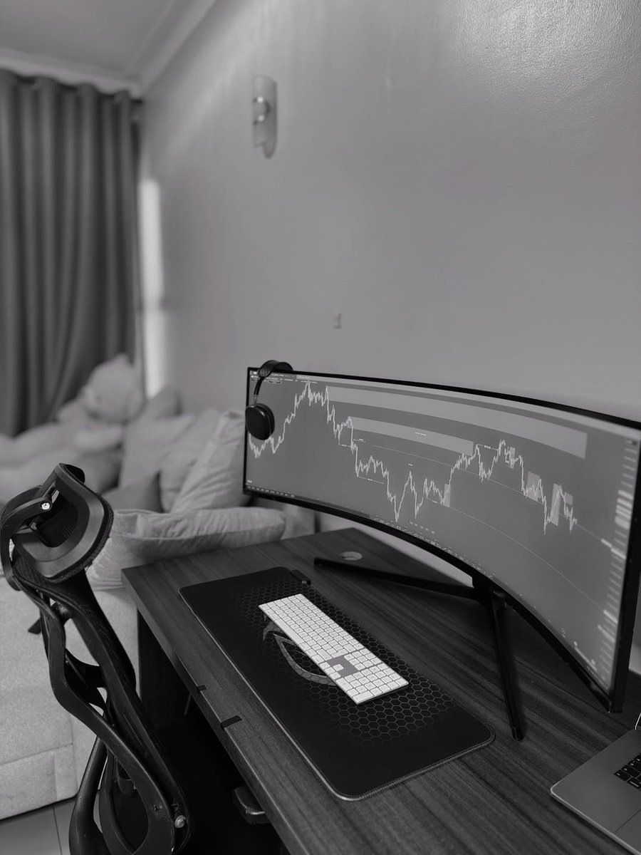 Wealth_Line's tweet image. It’s a new week, and I’m here to remind you that the luxurious and profitable forex lifestyle you dream of won’t work unless you do. The market rewards patience, not shortcuts. ⏳

#tradermindset  #forextrading #wealthlineforex