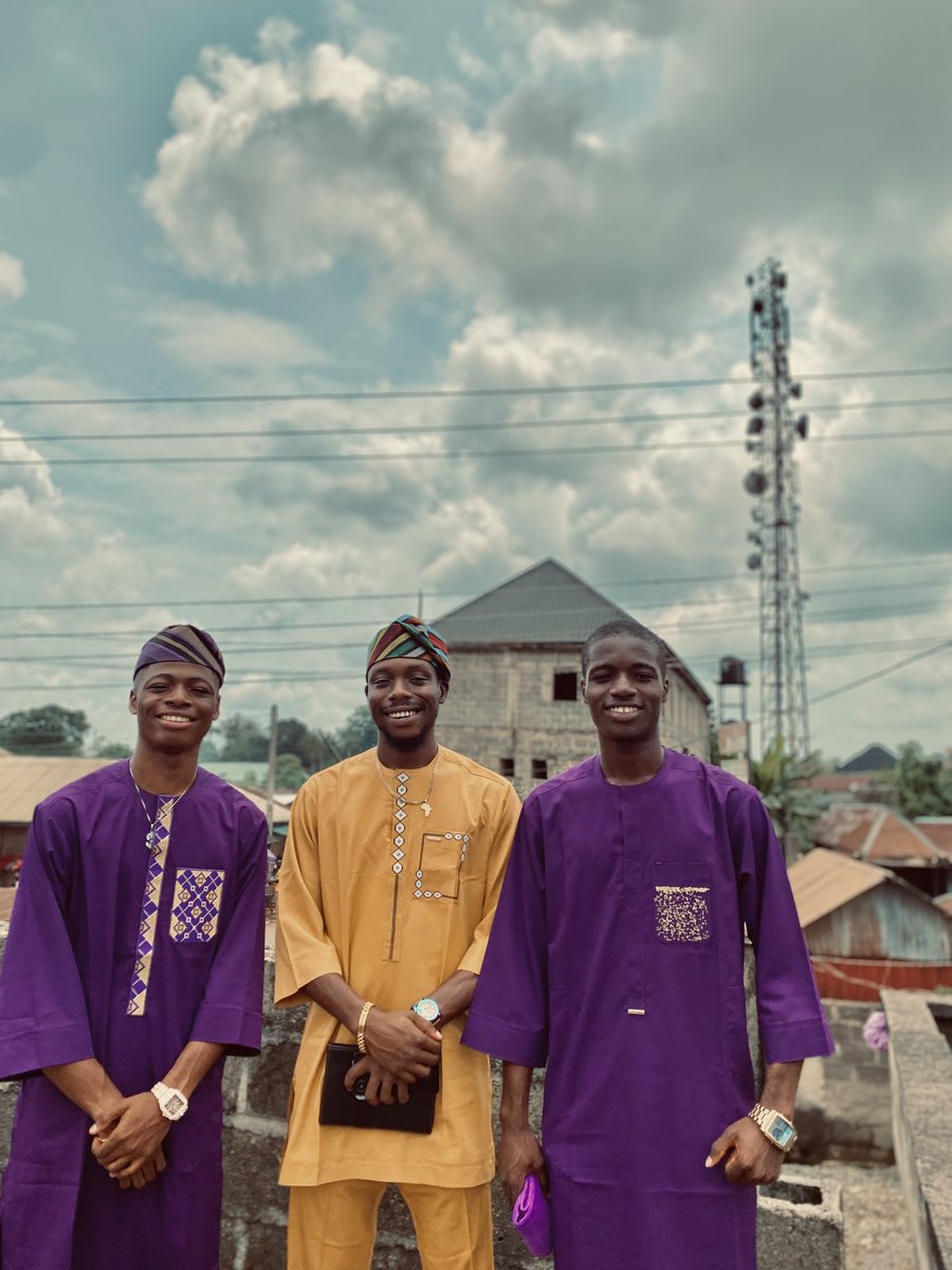 TheWeb3Tailor's tweet photo. Mondays aren't for stress 
They're for showing up sharp, coded, and different
New week, New drip.
Every stitch is a statement.

Powered by The Web3 Tailor 🚀🚀✨
All tailored with love 💕
#web3tailor https://t.co/lCAOjMeeM0
