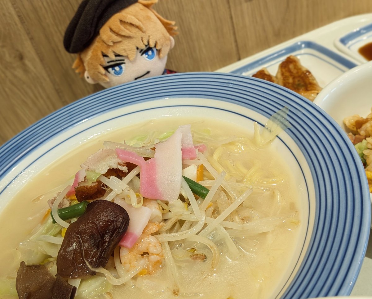 同業者さん？？？
夜のムビまでごはん食べて少しゆっくり過ごしましょう🌟