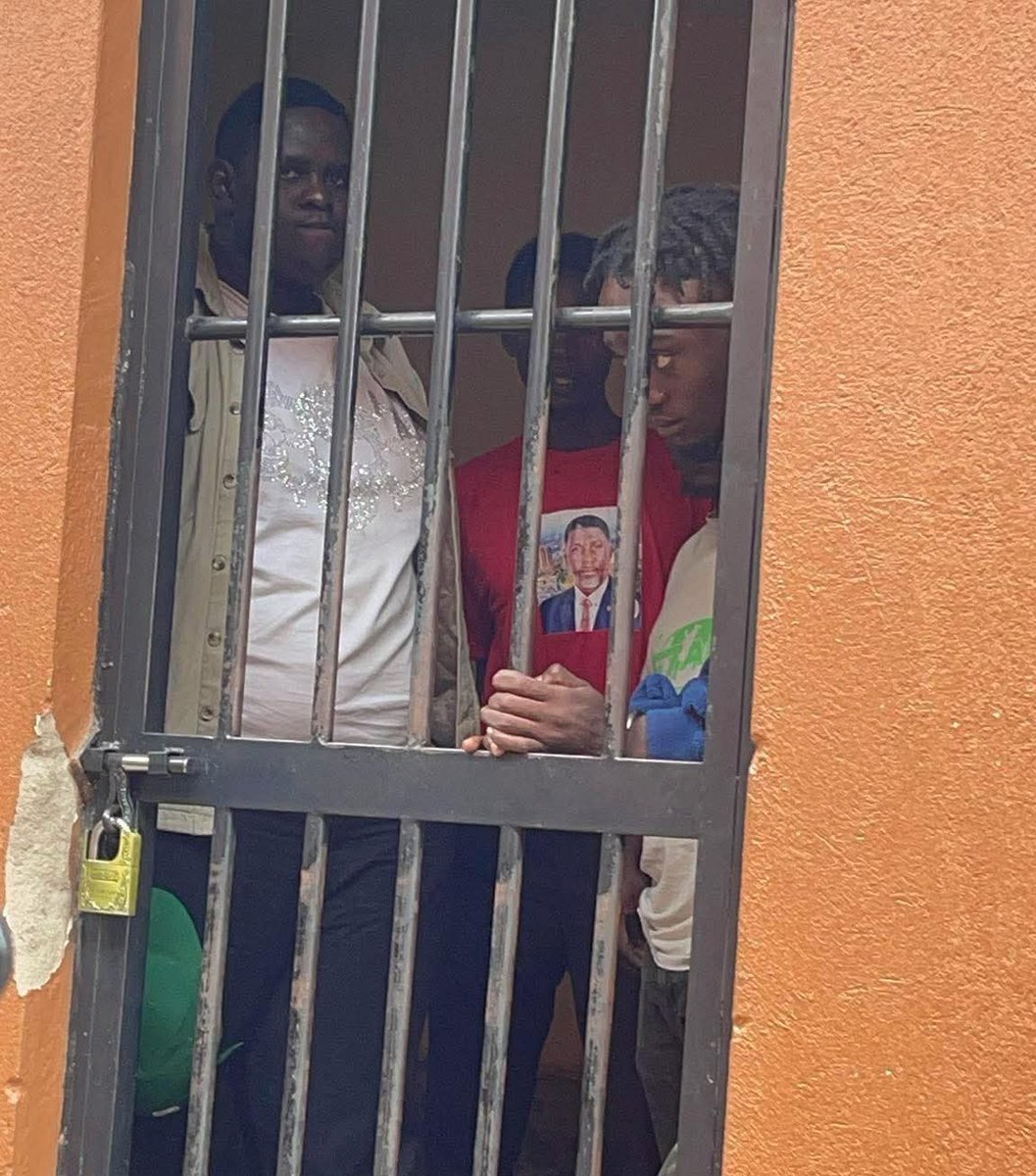 Hang in there, comrade #BobiGiant. WE SHALL OVERCOME