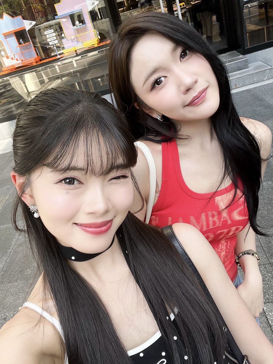 Fiony Alveria Tantri tweet media