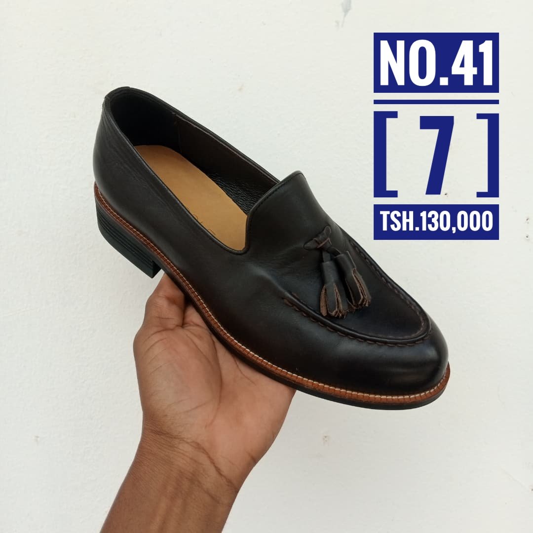 Emmoh12's tweet image. CONTACTS for pickup🛵📦 and delivery🛵📦: +255718007463 WhatsApp📞,Calls☎️, TxT✉️

 🚛📦#MIKOANITUNATUMA 

#return 2 days after #delivery
 Dm @BarakaMaviatu 
#WewerepostTu