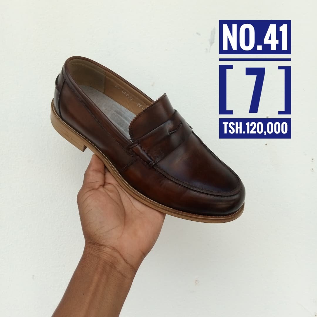 Emmoh12's tweet image. CONTACTS for pickup🛵📦 and delivery🛵📦: +255718007463 WhatsApp📞,Calls☎️, TxT✉️

 🚛📦#MIKOANITUNATUMA 

#return 2 days after #delivery
 Dm @BarakaMaviatu 
#WewerepostTu