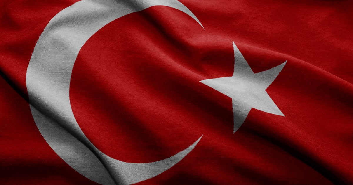 #İzmir #Balçova'da polis karakoluna düzenlenen hain saldırıda şehit olan polislerimize Allah’tan rahmet; kederli ailelerine ve milletimize baş sağlığı dileriz.