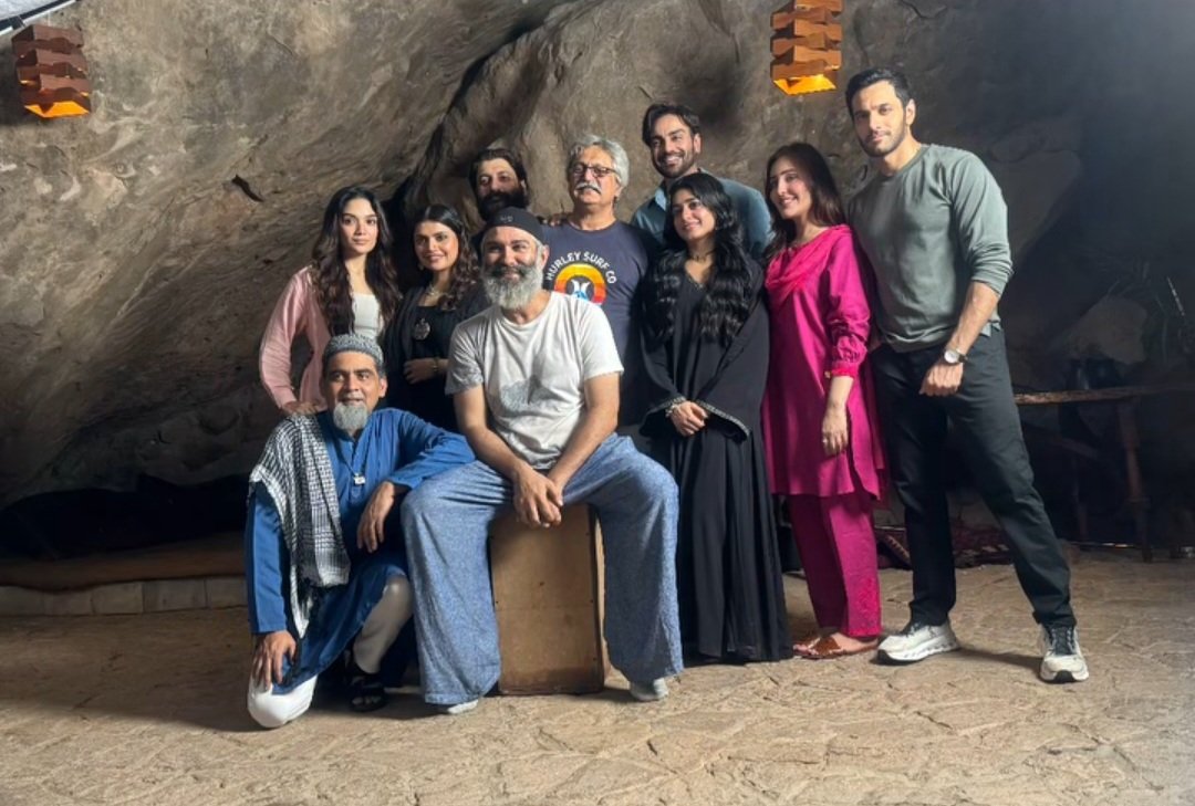 Finally Monday is here💃🏻❤️
the day we’ve all been waiting for😭❤️
#JinnkiShadiUnkiShadi
journey begins today  and I hope it’s a fun and exciting ride. 
Wishing the whole team the best of luck❤️🤞🏻
#WahajAli #SeharKhan