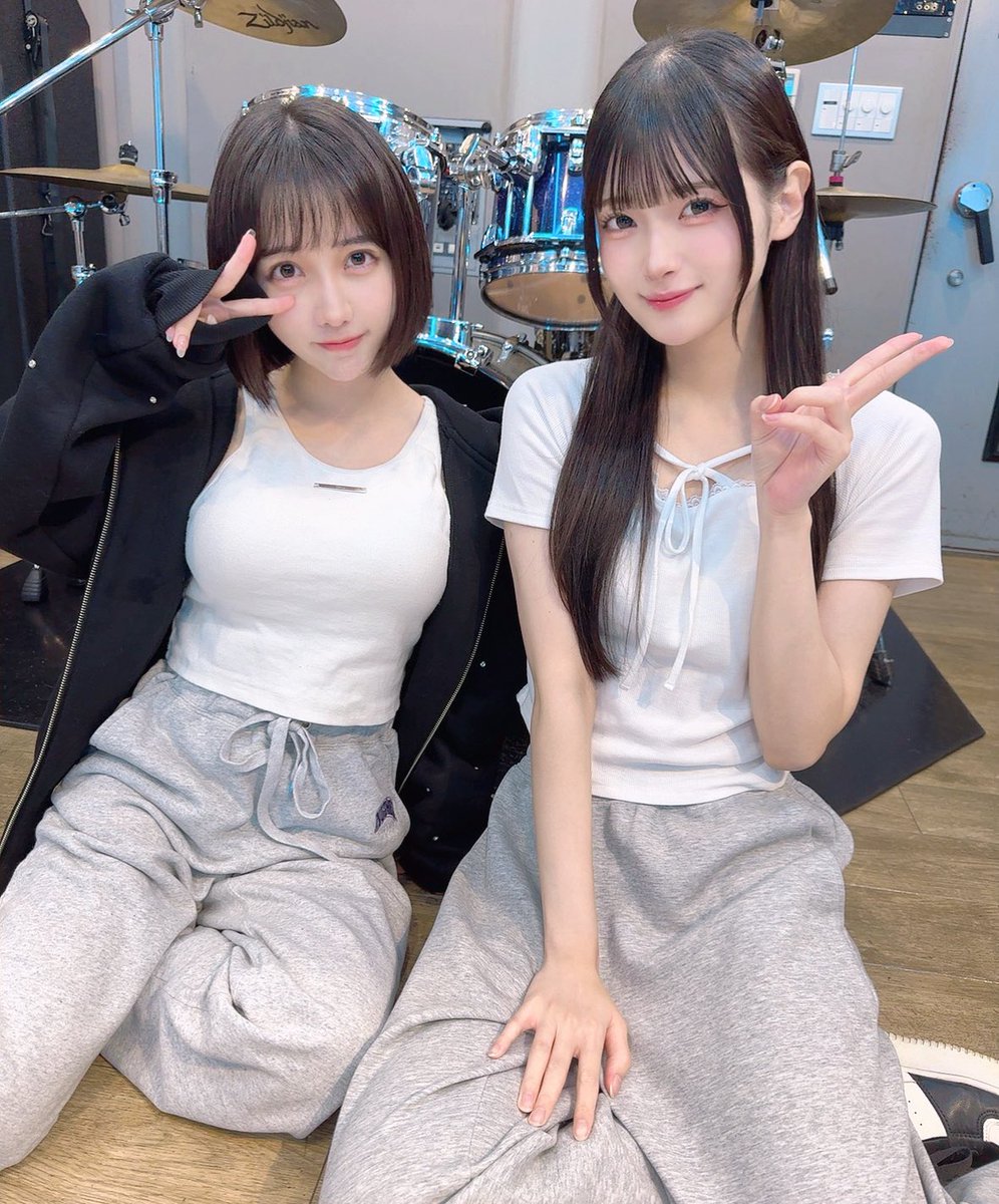 あんたら乙❕
メジャーデビュー後の初レッスンでした ~
ライブの振り返り、現時点の課題へ向き合いつつ、メンバーの声がどう成長しているのか、それぞれの役割も見えてきた
レッスンでもライブでもめちゃくちゃ面白い段階に入ってきてる
#INUWASI