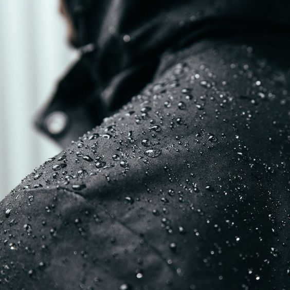 UTC_MKT's tweet image. Next time you see "water repellent" ask yourself:
"Will this survive Mother Nature's mood swings?" 🌦️
Choose wisely. Your comfort depends on it.
Questions? sales@universal-tex.com
#FunctionalFabrics #TextileKnowledge