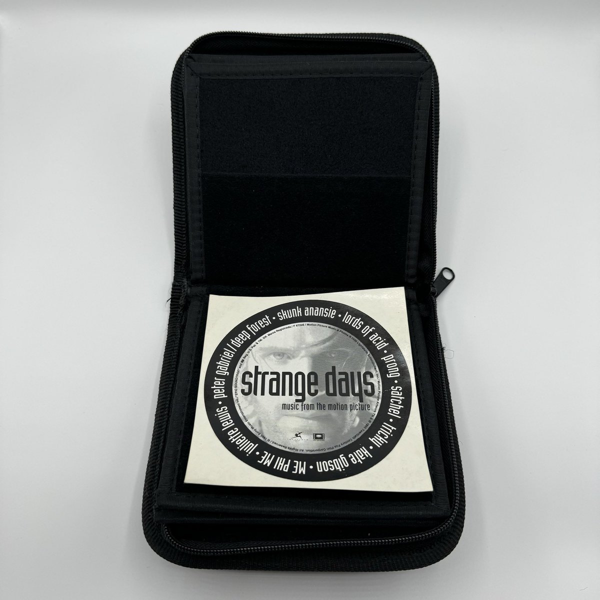 4PromoUse's tweet photo. CD Case
Strange Days (1995) https://t.co/buoeZs0dcT