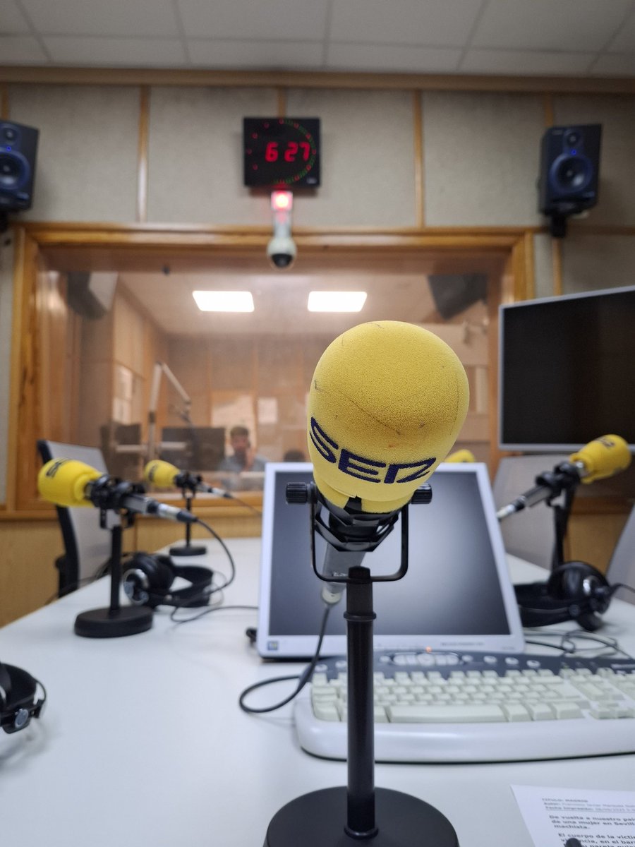 Iniciando temporada. <a href="/RadioSevilla/">Radio Sevilla</a> <a href="/La_SER/">Cadena SER</a> A contar buenas noticias