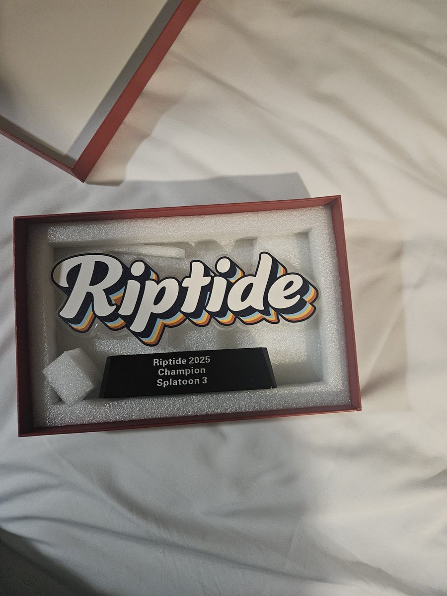 milkyway_spl's tweet image. We won Riptide 2025 and we owe our win to &quot;Grey The Thinker&quot; without his great wisdom and centries of living this win wouldn&apos;t be possible 🙌. Thank you to everyone who greeted/supported us and thank you to the wonderful TOs for hosting the biggest splatoon LAN of all time