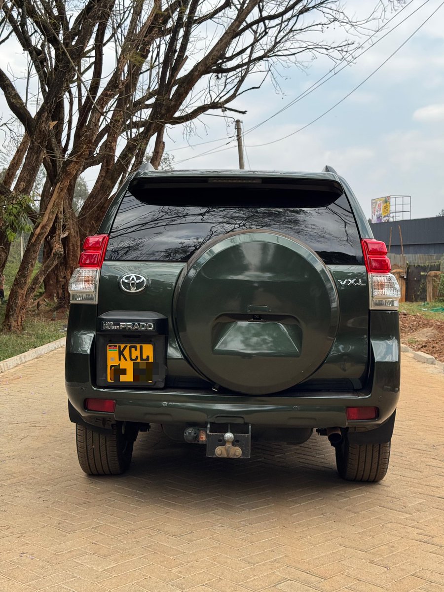 Toyota Land Cruiser Prado VXL
Asking at Ksh 4,450,000
• 3000cc turbo diesel engine
• VXL trim — premium build &amp; comfort
• Leather interior with 7 seats
• Automatic transmission, 4WD, sunroof, cruise control
☎️0798033265