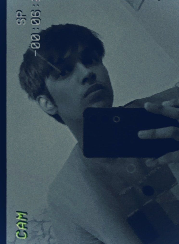 java_nora's tweet image. Just a snapshot from my personal server.📷📸📸
#CodeAndChill #DebugLife #TechMindset #RunningOnCode #FutureRetro