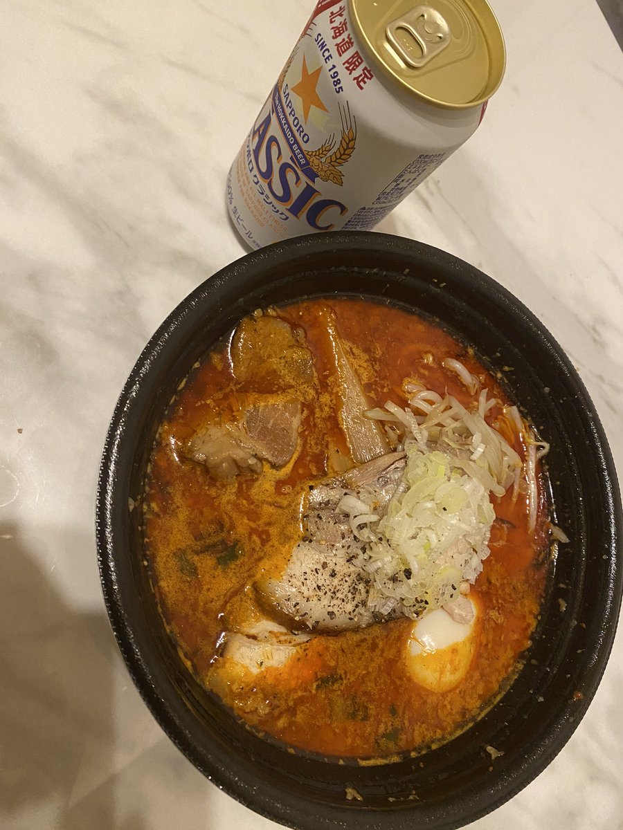 昼からやっちゃう🍜🍺