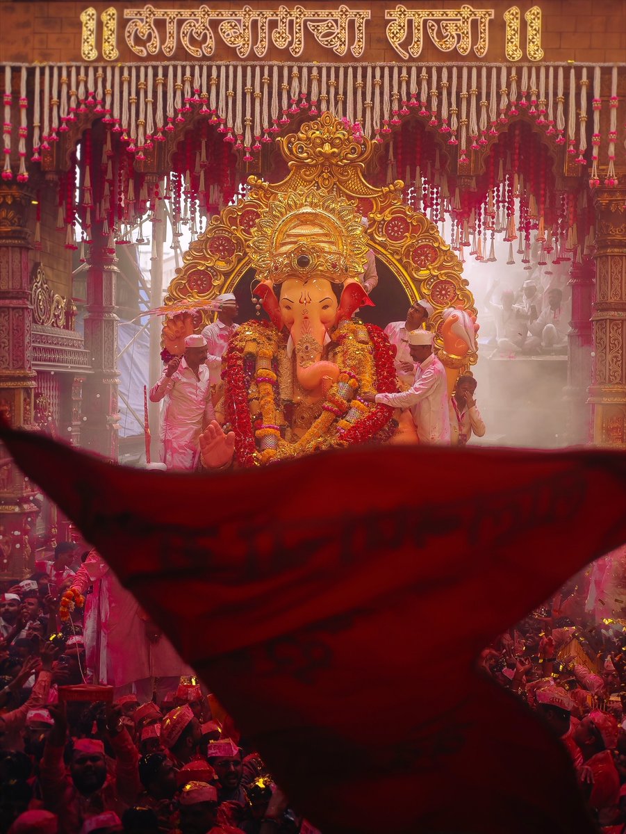 Photos I Took During Ganpati Visarjan in Mumbai.